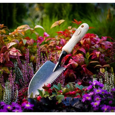DeWit Welldone Serrated Trowel – Heavy-Duty Multi-Use Garden Tool, 13”L 2 DeWit Welldone Serrated Trowel – Heavy-Duty Multi-Use Garden Tool, 13”L - Image 2